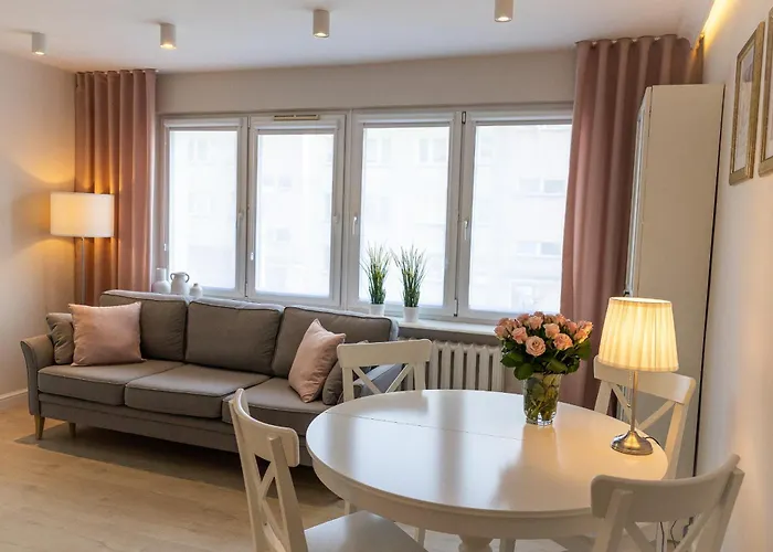 Przytulny Apartament Obok Jasnej Gory By Noclegi Renters